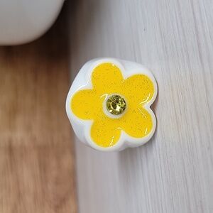 BUTTERCUP BLOSSOM RING, METAL FREE